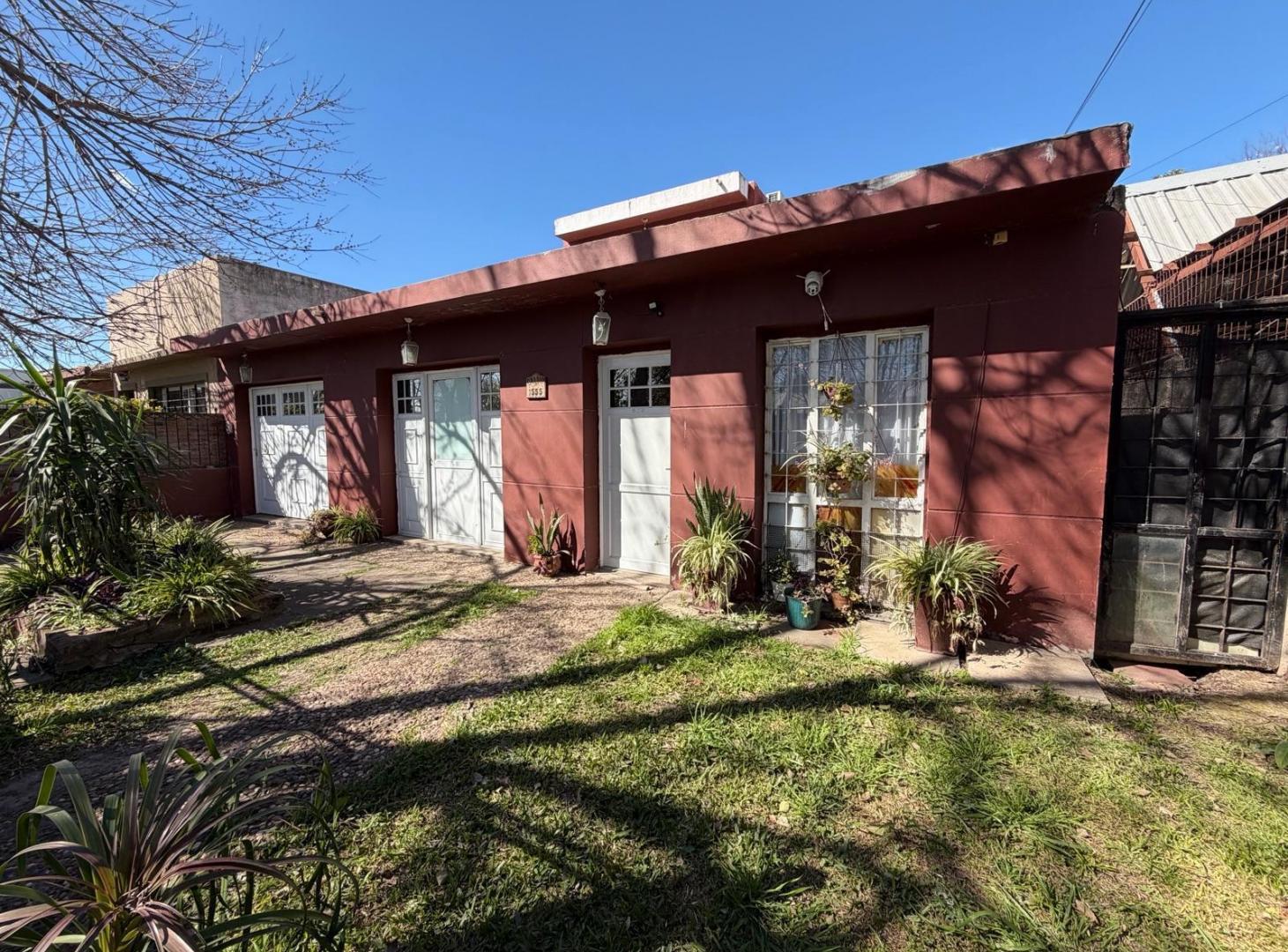 Foto de Casa en venta de 5 dormitorios y pileta en Funes, imagen 5