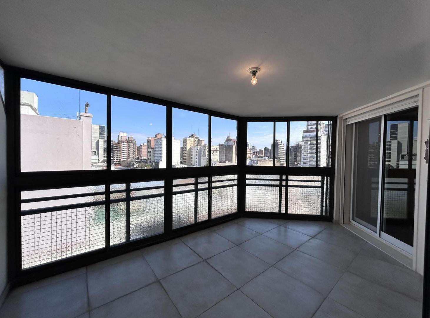 Foto de Departamento en venta de tres dormitorios con balcón en zona centro, imagen 5
