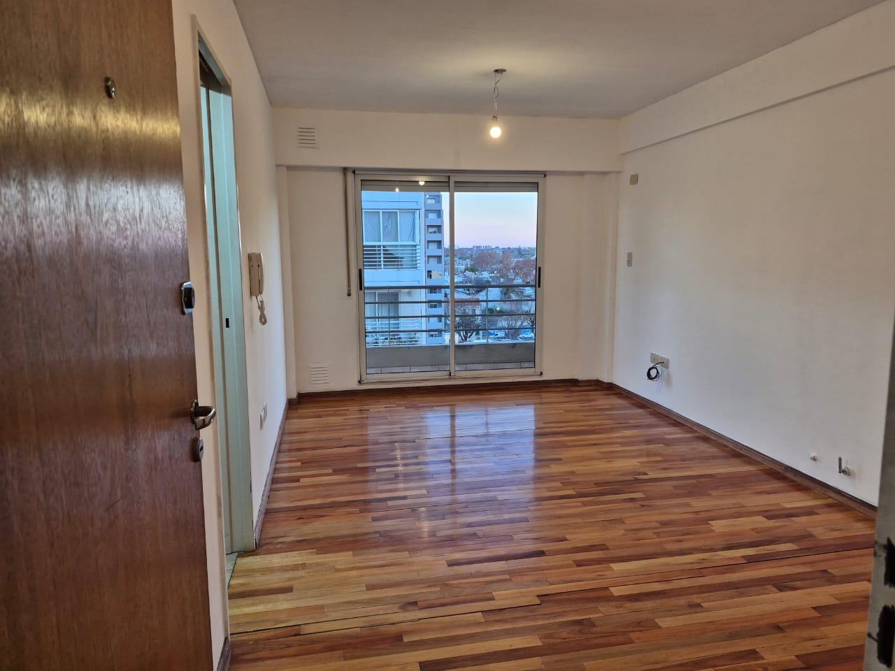 Foto de Alquiler Departamento 1 dormitorio con balcón en Rosario - Abasto, imagen 1
