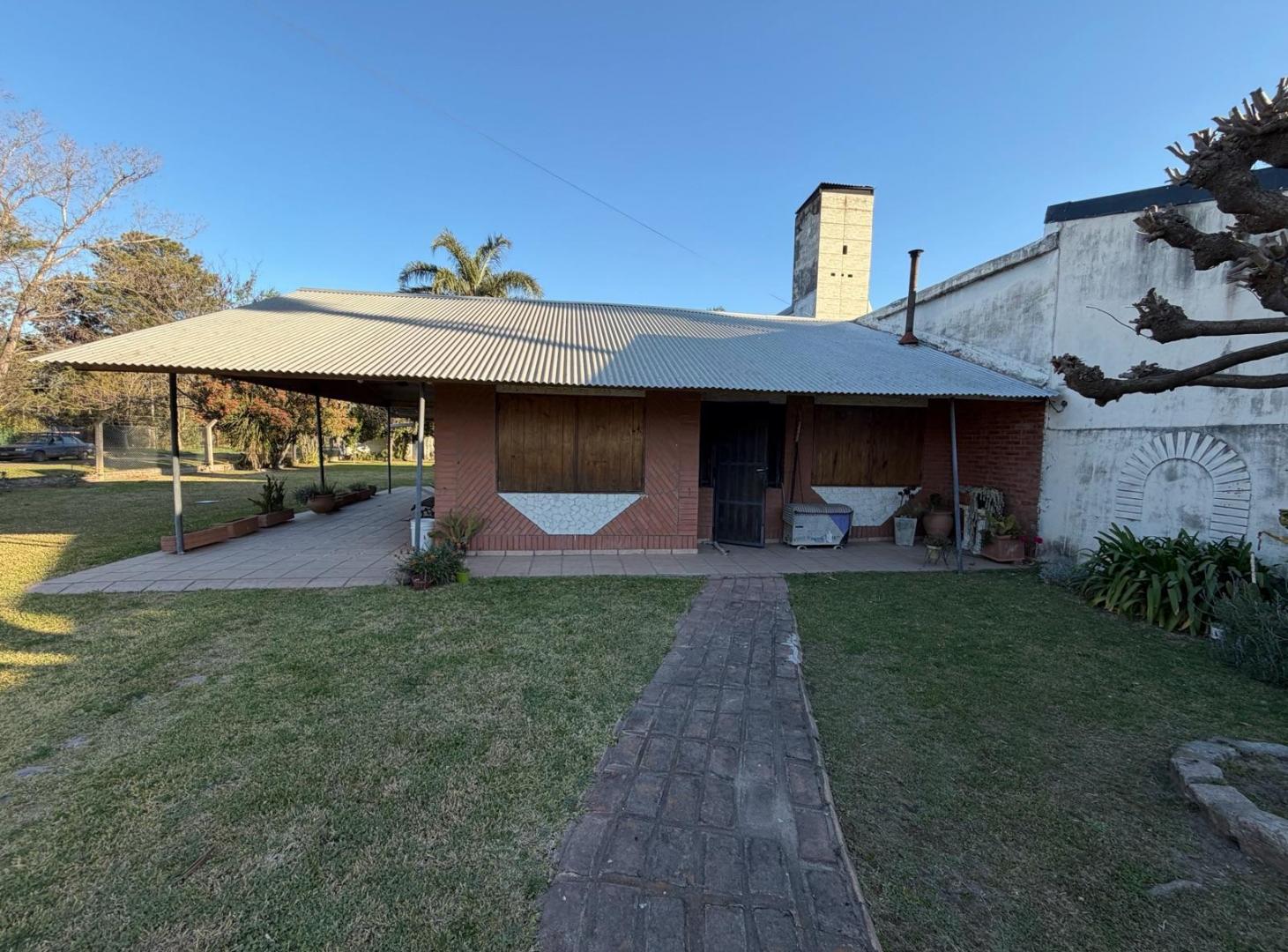 Foto de Casa en venta con pileta en Villa Amelia, imagen 2
