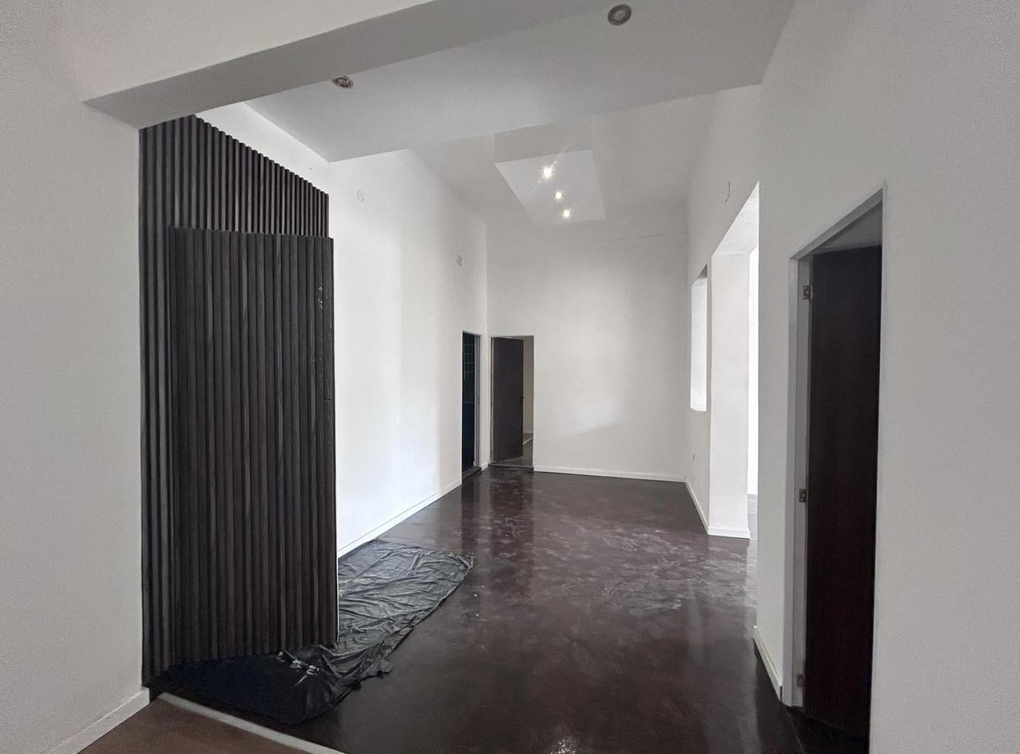 Foto de Departamento reciclado de 2 dormitorios con balcón y cochera en Oroño, imagen 4