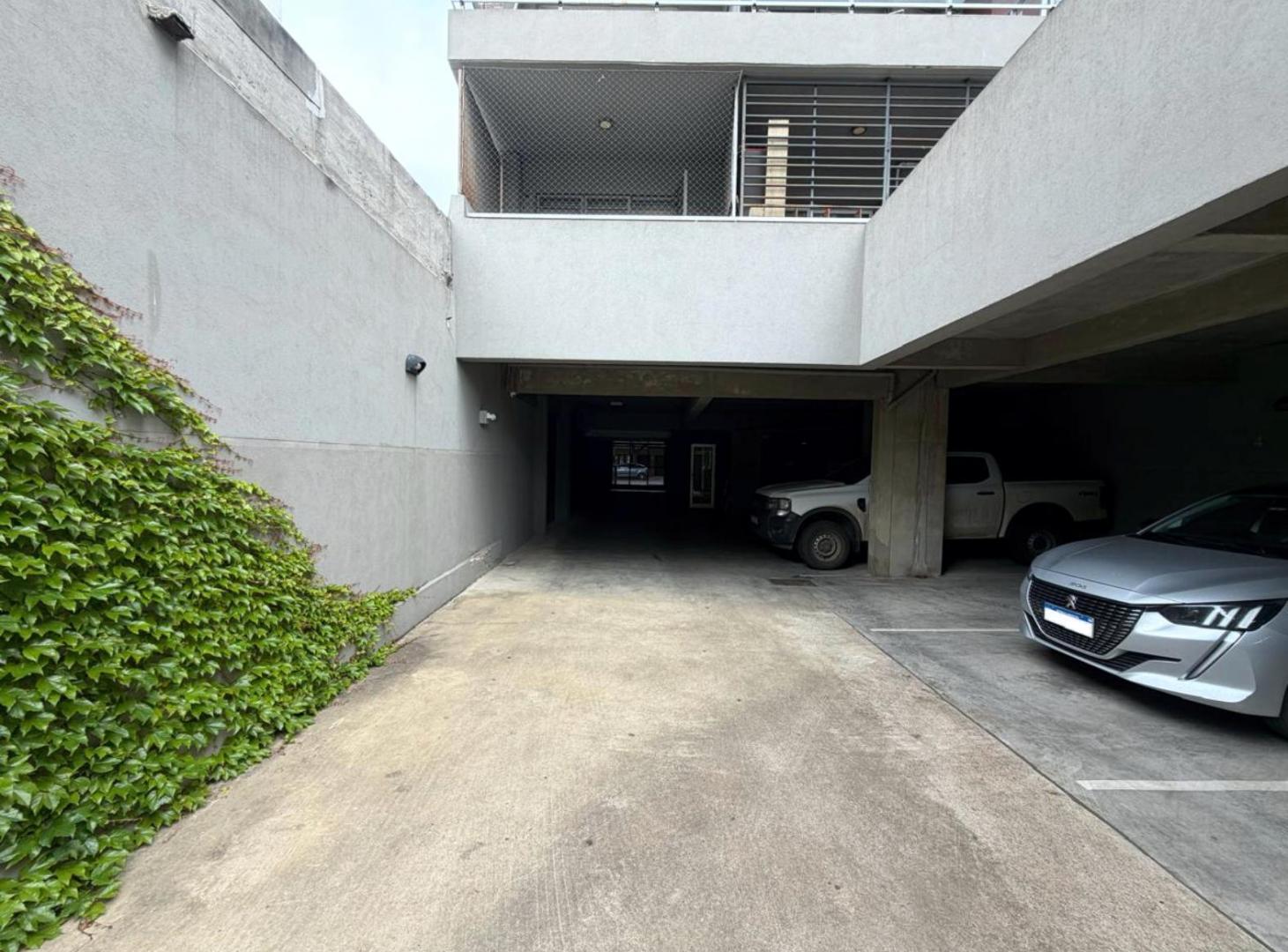 Foto de Cochera en venta en planta baja Rodrigues 1100 Lourdes - Rosario, imagen 5