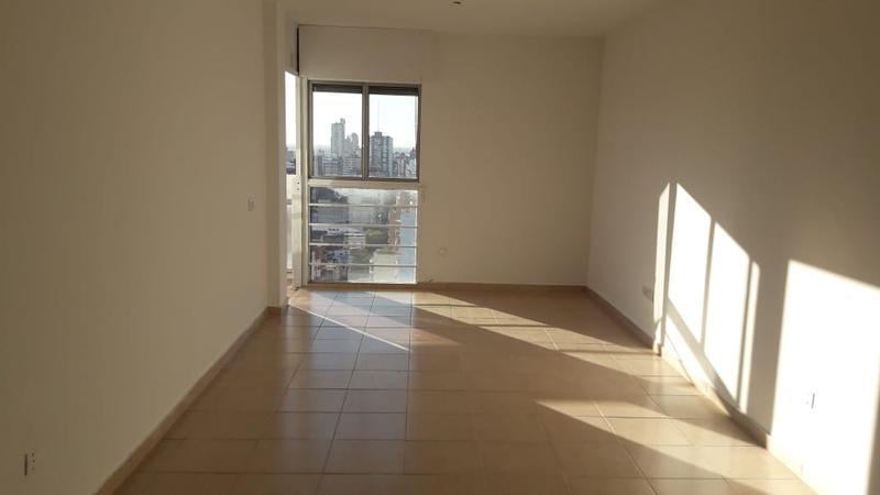 Foto de Venta Depto de 2 Dormitorios con Balcon y Cochera, imagen 4