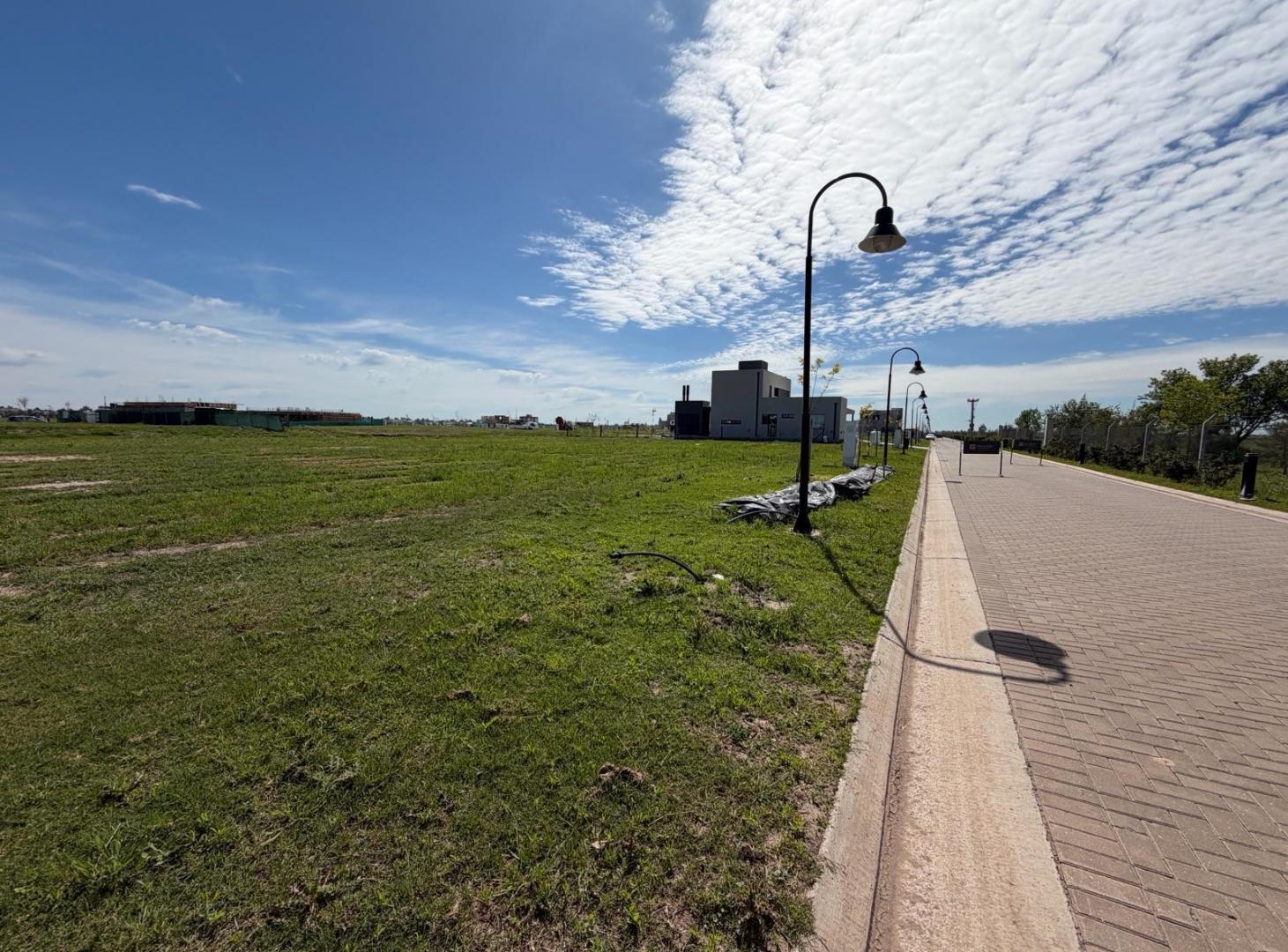 Foto de Terreno en venta en Barrio Privado Funes Lake en Funes, imagen 5