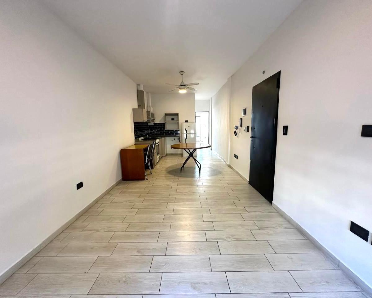 Departamento de Dos Ambientes en Venta - Villa Lugano - con Patio y Parrilla 2