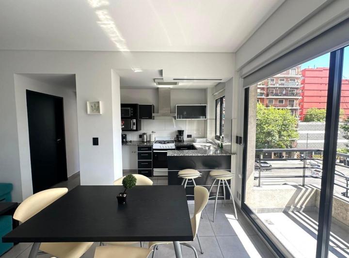 Departamento temporario alquiler dia, semana, mes. Buenos Aires/CABA. Cerca FAVALORO, GARRAHAN, UADE 5