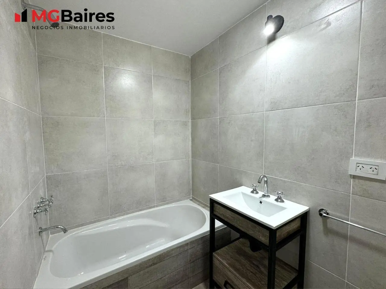 Monoambiente con balcon a estrenar en venta - AV. DIRECTORIO 3800 4