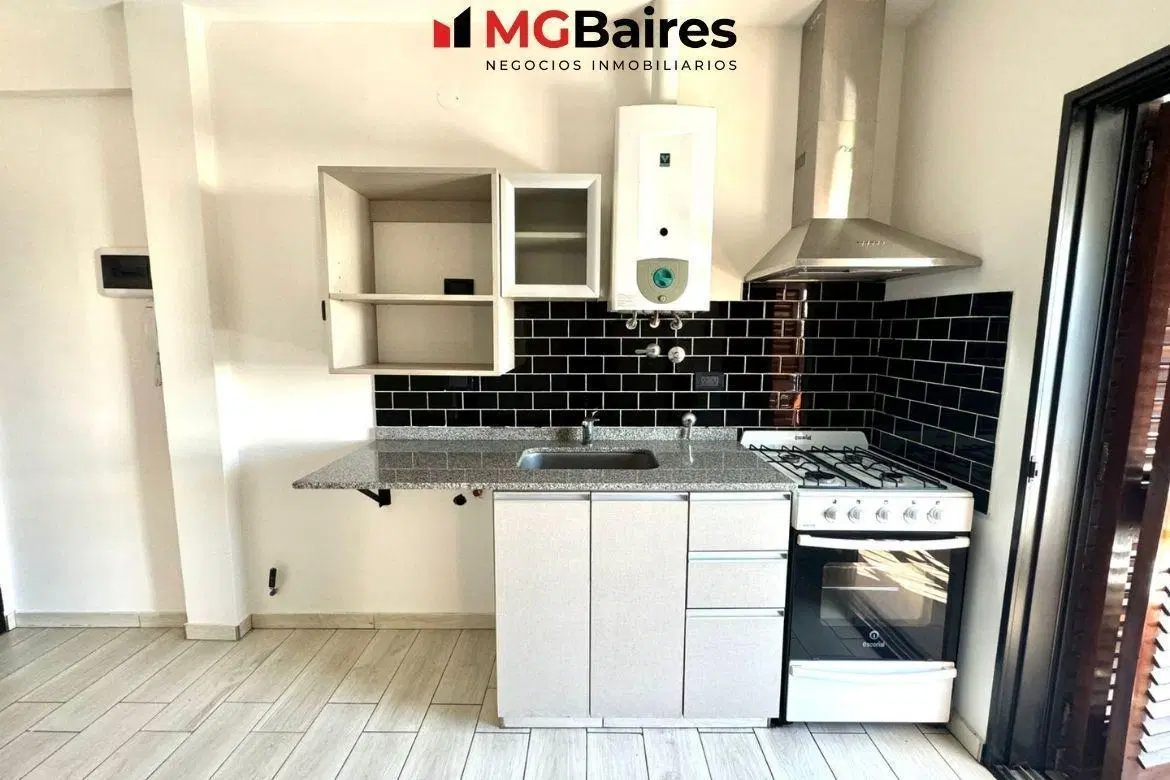 Departamento/PH en alquiler con patio y parrilla - Villa Lugano 5