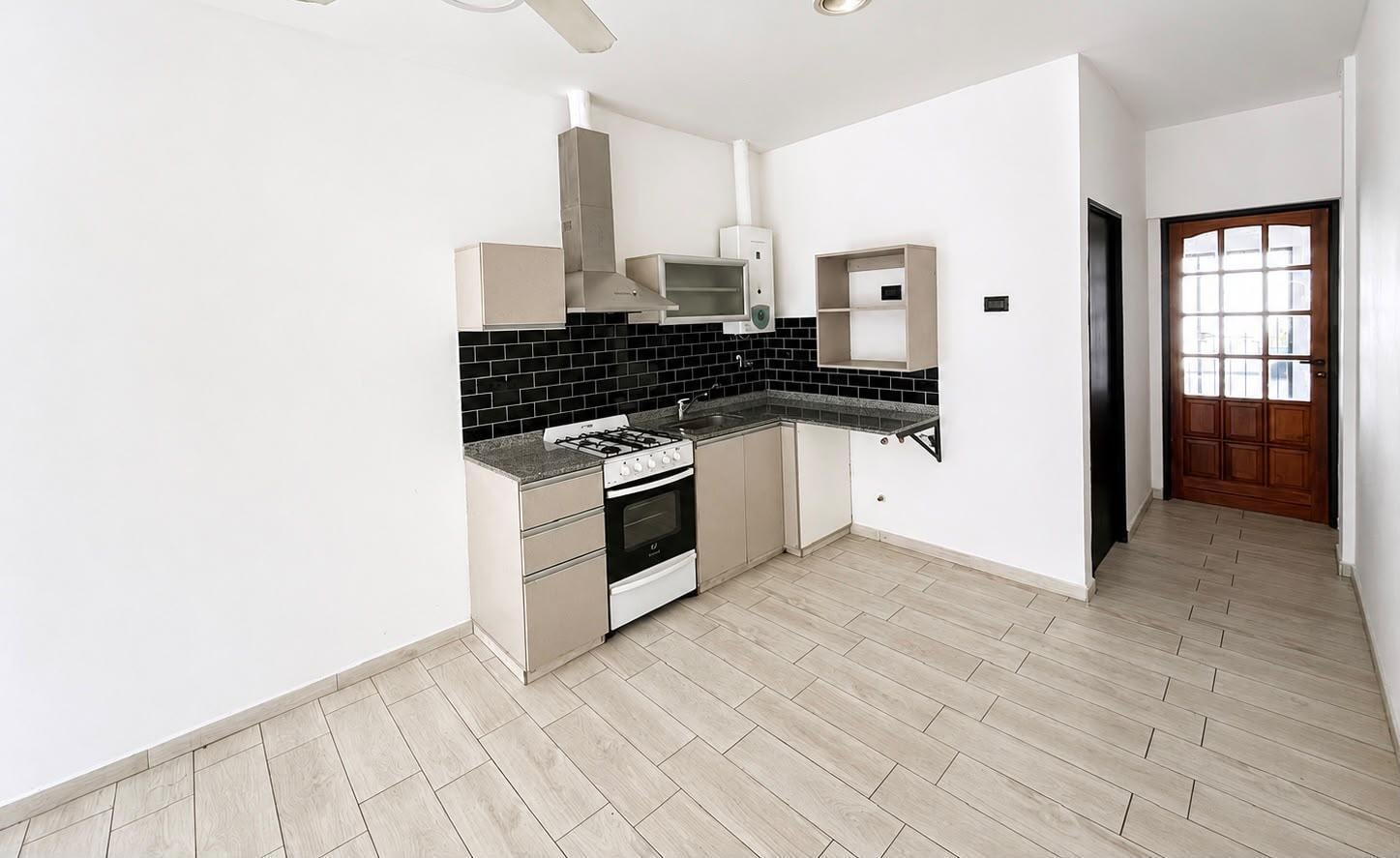 Foto de Departamento/PH de dos amb en Villa Lugano - con patio y parrilla. SIN, imagen 4