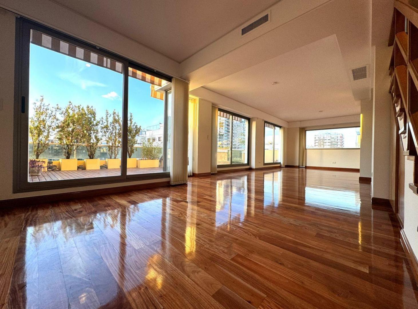 Foto de Piso de 4 ambientes en venta con balcon aterrazado y 3 cocheras, imagen 5