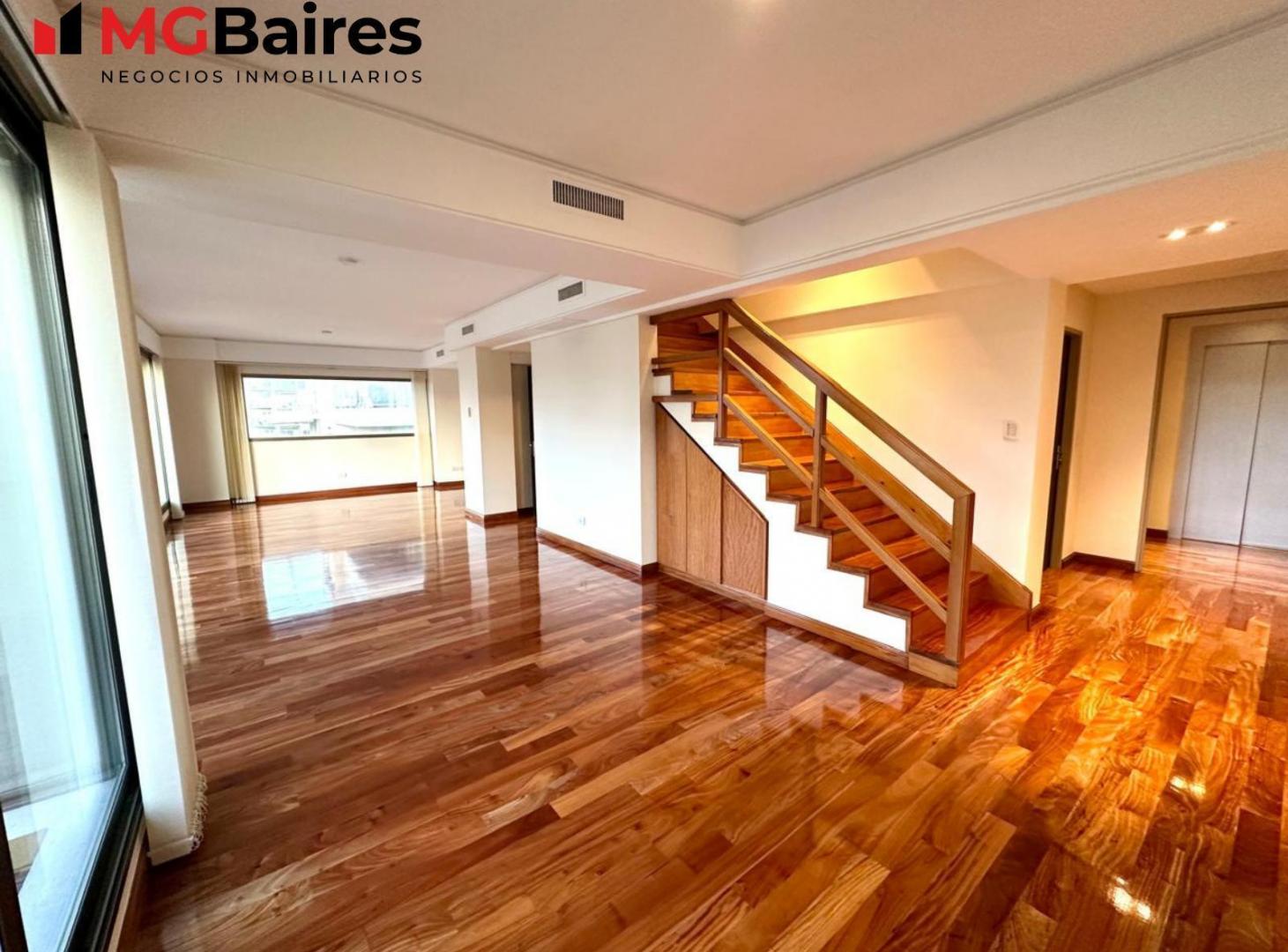 Foto de Piso de 4 ambientes en venta con balcon aterrazado y 3 cocheras, imagen 4