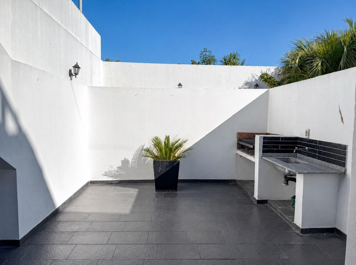 Foto de Departamento/PH de dos amb en Villa Lugano - con patio y parrilla. SIN, imagen 2