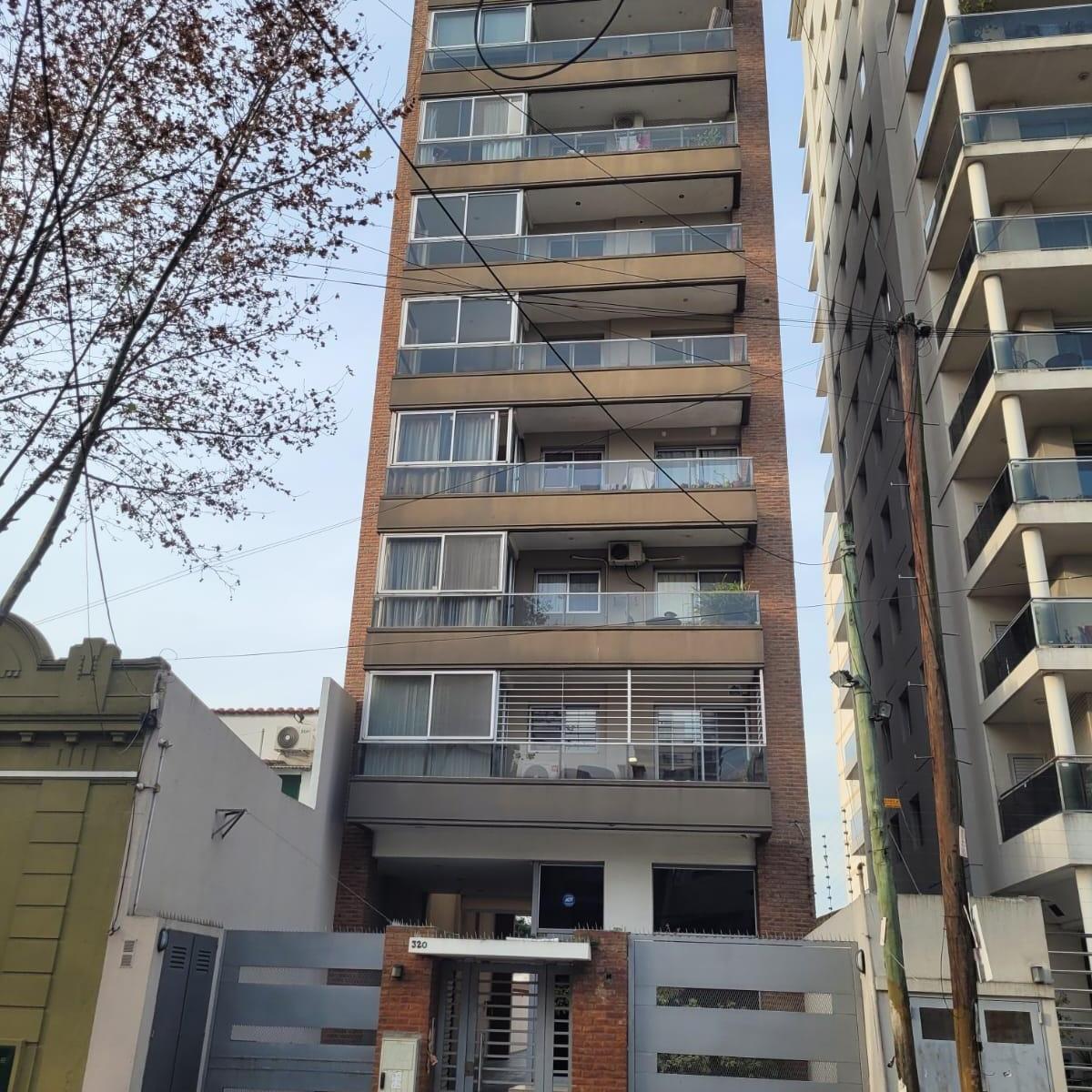Departamento de 3 ambientes con cochera en Venta en Quilmes Centro