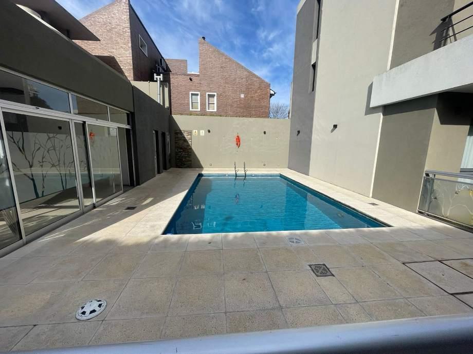 Triplex 4 Ambientes con Cochera en Venta en Complejo Bernal Parque. 1