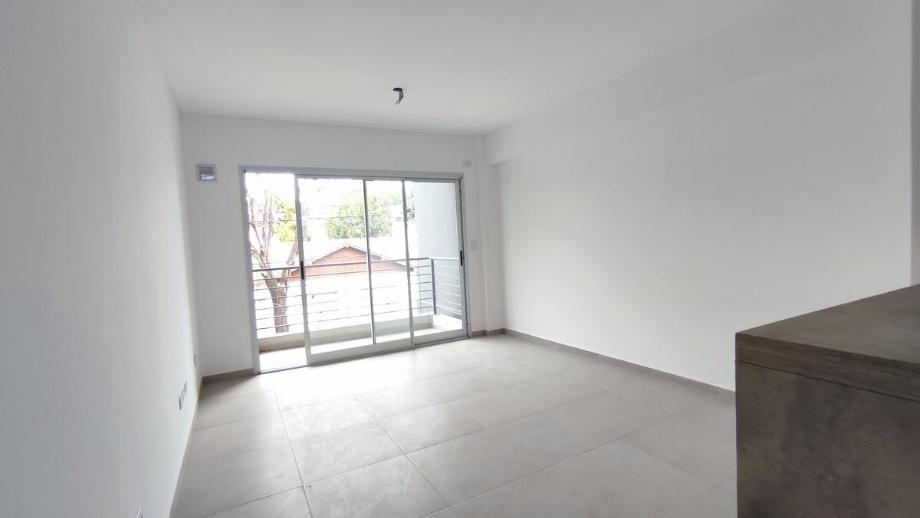 Departamento de 2 Ambientes en Venta en Bernal Centro. 5