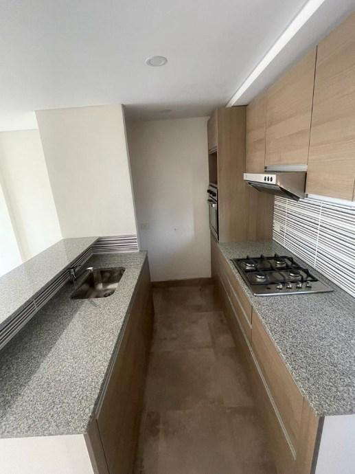Departamento de 3 Ambientes en Venta en Quilmes Oeste Centro. 4