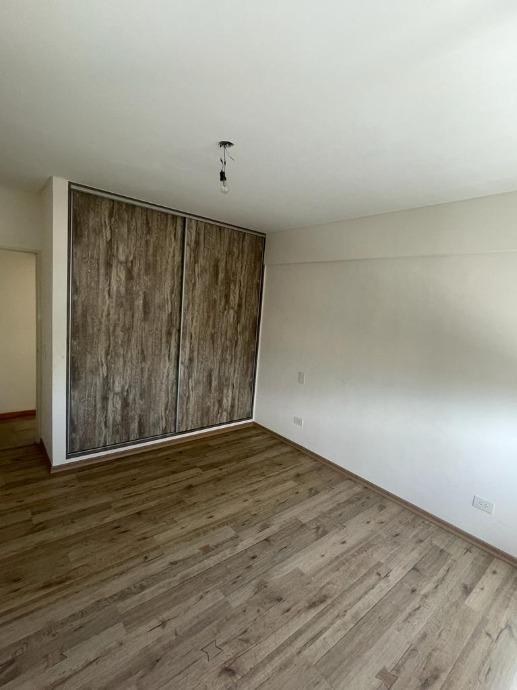 Departamento de 3 Ambientes en Venta en Quilmes Oeste Centro. 5