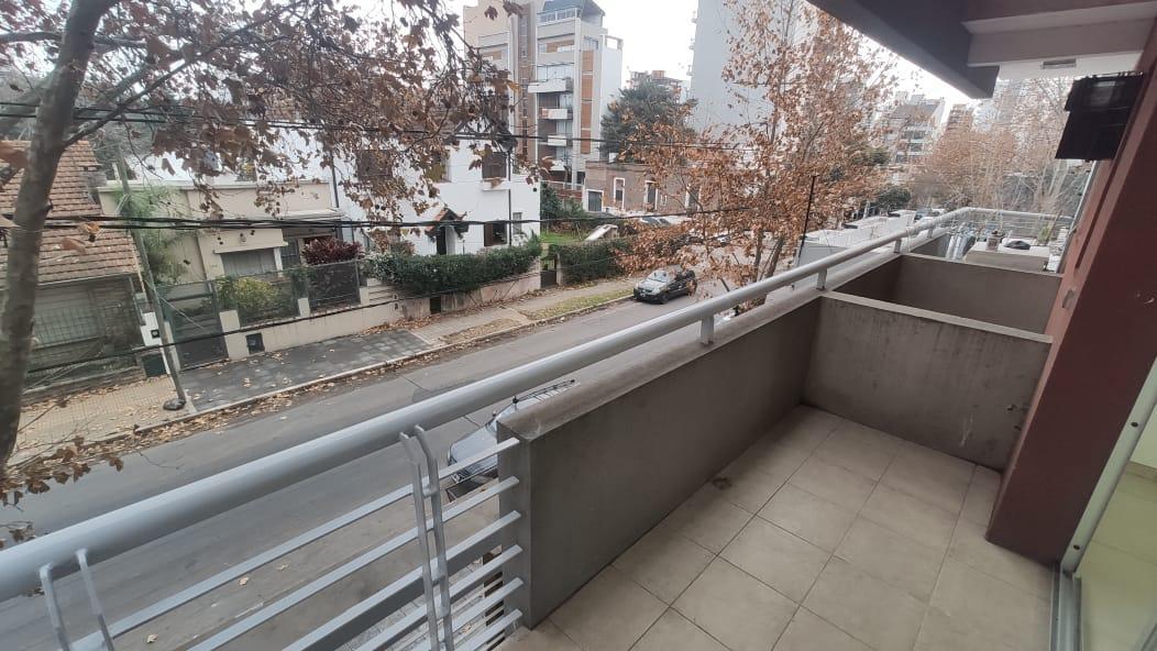 Departamento de 2 Ambientes con Cochera en Venta en Quilmes Centro 5