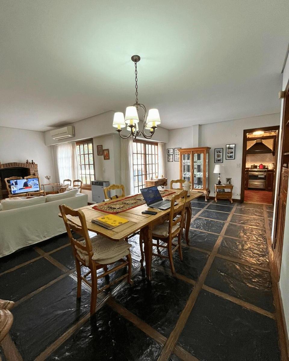 Casa 5 Ambientes en Venta en Quilmes Oeste Centro 1