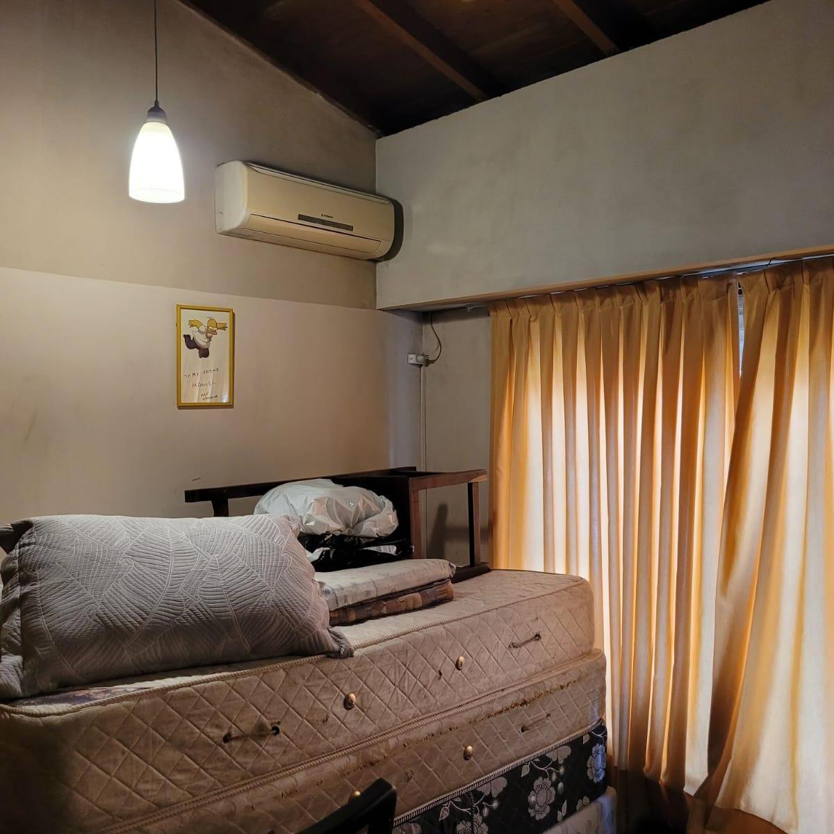 Casa de 4 Ambientes con Cochera en Venta en Quilmes Oeste. 3