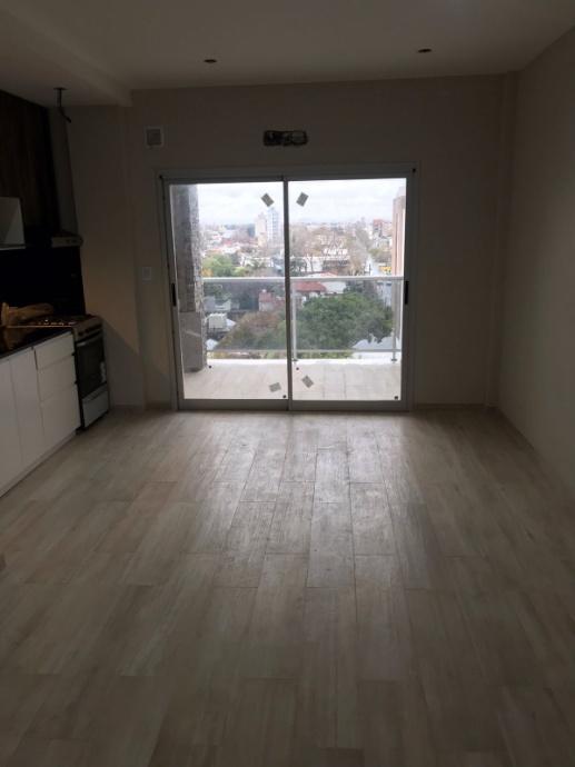 Foto de DEPARTAMENTO DE 2 AMBIENTES EN VENTA EN QUILMES CENTRO., imagen 2