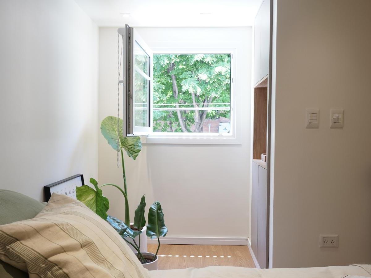MONOAMBIENTE CON COCHERA EN VENTA APTO PROFESIONAL.