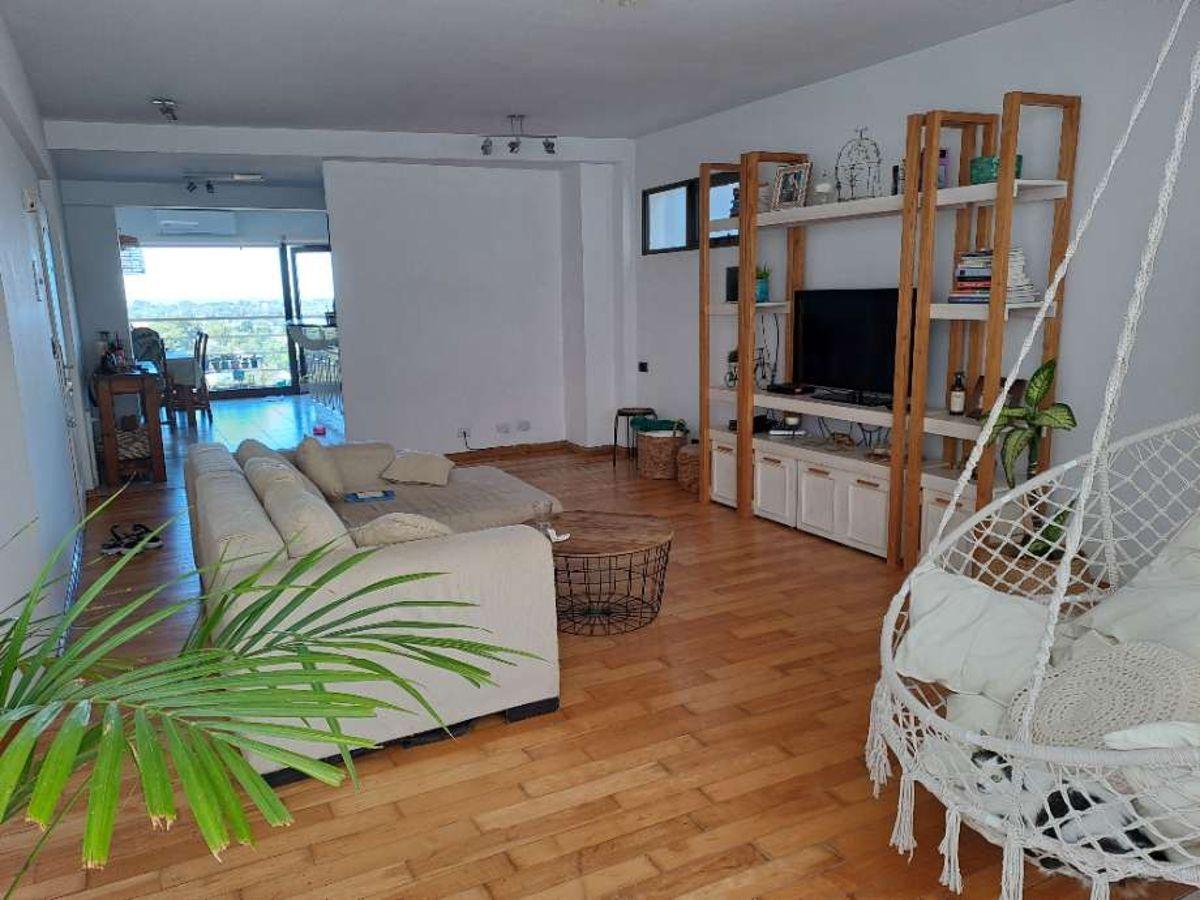 DEPARTAMENTO 4 AMBIENTES CON COCHERA EN QUILMES CENTRO