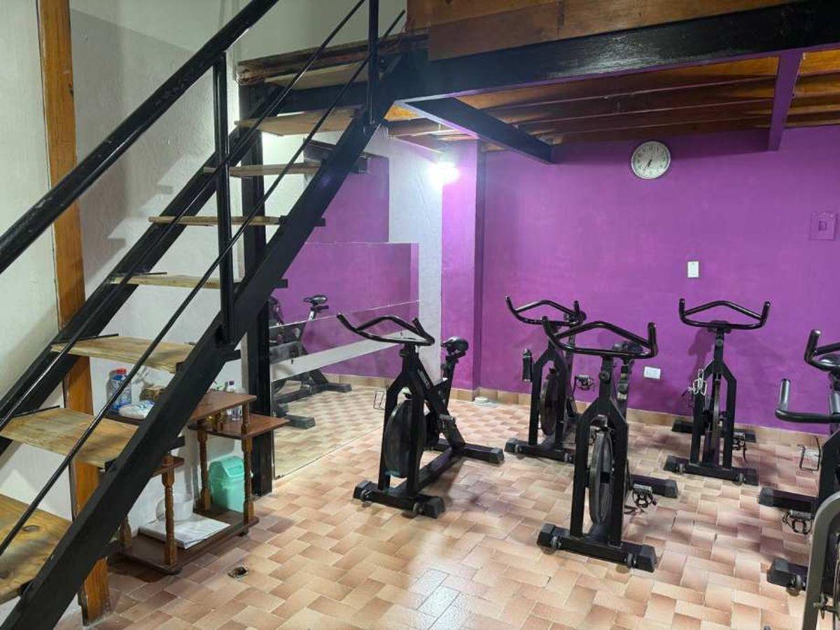Foto de LOCAL EN GALERÍA EN ALQUILER EN QUILMES CENTRO, imagen 1
