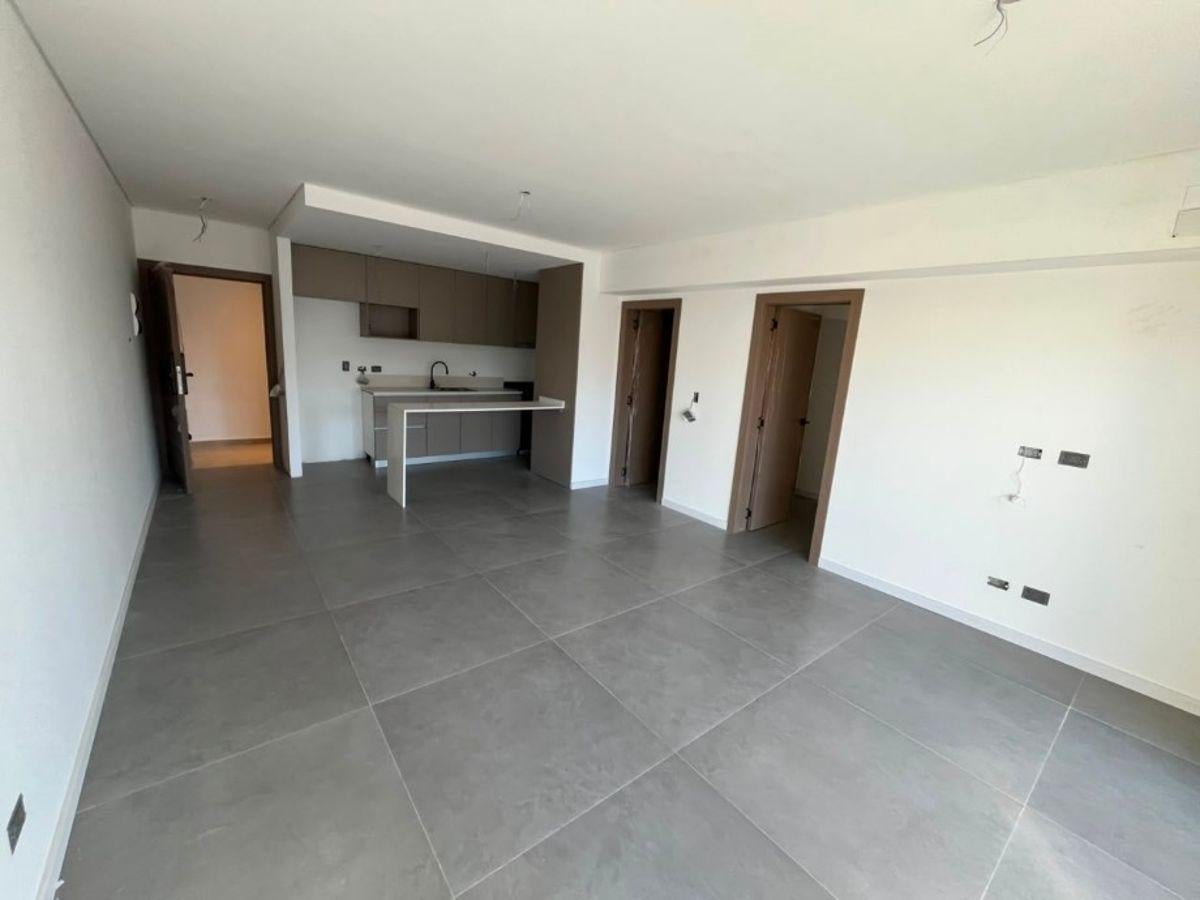 Foto de DEPARTAMENTO 3 AMBIENTES EN VENTA EN BERNAL., imagen 4