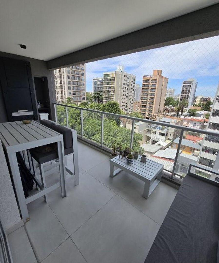 Foto de DEPARTAMENTO 3 AMBIENTES EN VENTA EN BERNAL CENTRO CON 2 COCHERAS., imagen 2