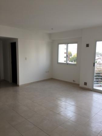 DEPARTAMENTO EN VENTA EN 58 ENTRE 1 Y 2