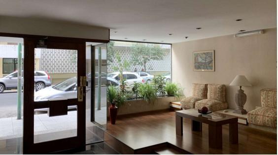 Foto de DEPARTAMENTO EN MAR DEL PLATA, EXCELENTE UBICACIÓN, AMPLIOS AMBIENTES, imagen 4