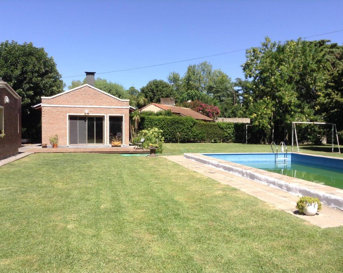 Impactante. Casa en Venta C/ Pileta /quincho - Villa Elisa 2