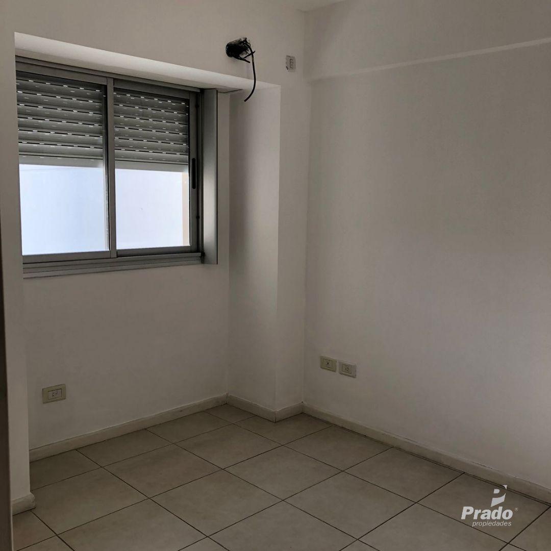 SEMI PISO EN VENTA -2 DORM - BALCON/TERRAZA
