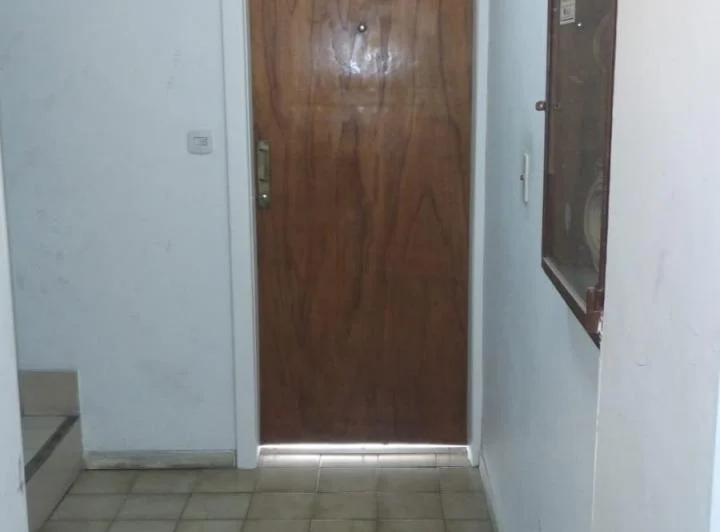EXCELENTE SEMIPISO EN ALQUILER  2