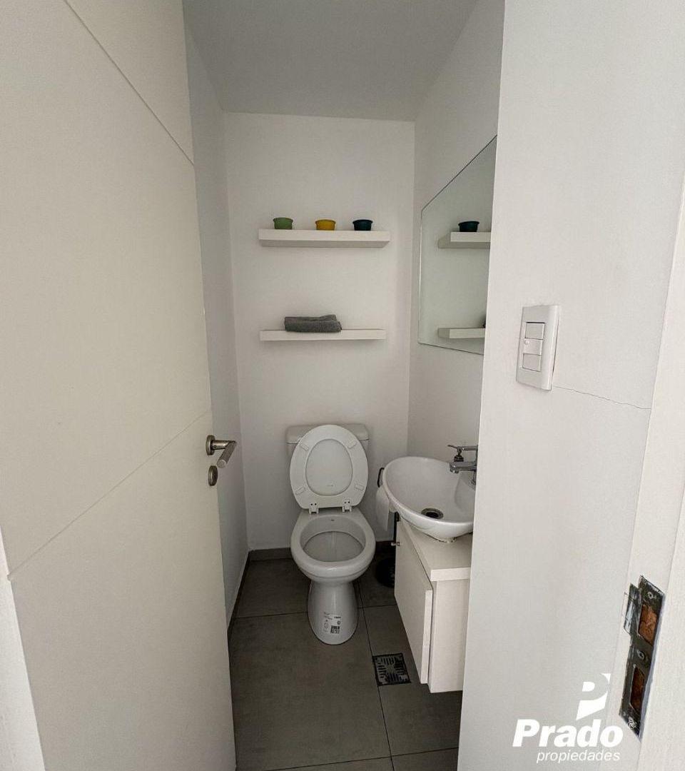 Foto de EXCELENTE DEPTO DE CATEGORIA, 2 DORM CON COCHERA, imagen 3
