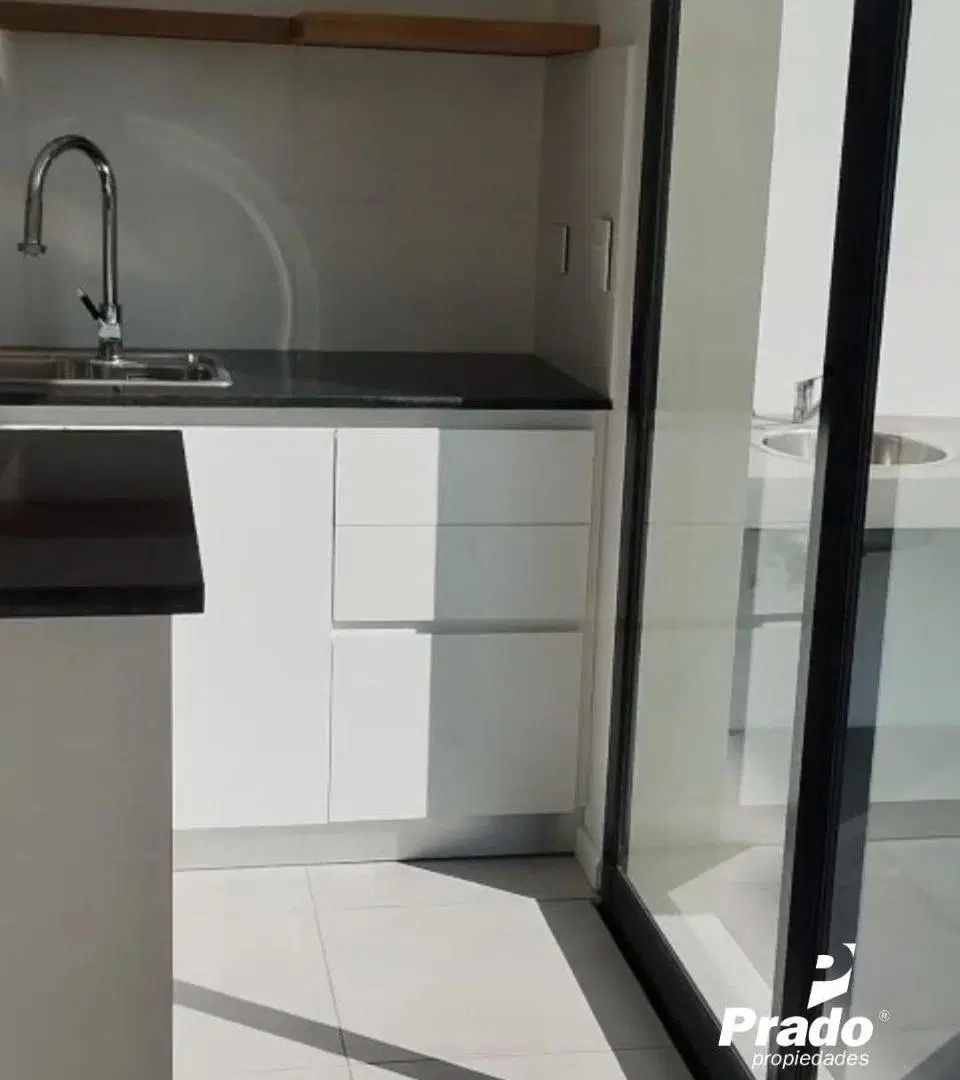 Complejo cerrado en Villa Castells - calle 7 y 503 4
