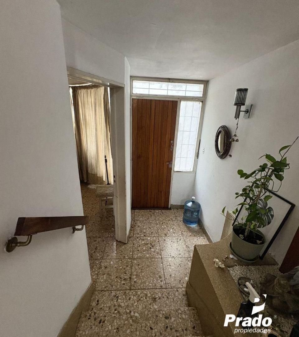 Foto de EXCELENTE CASA EN VENTA 3 DORM / CONSULTORIO INDEPENDIENTE - OPORTUNIDAD, imagen 2