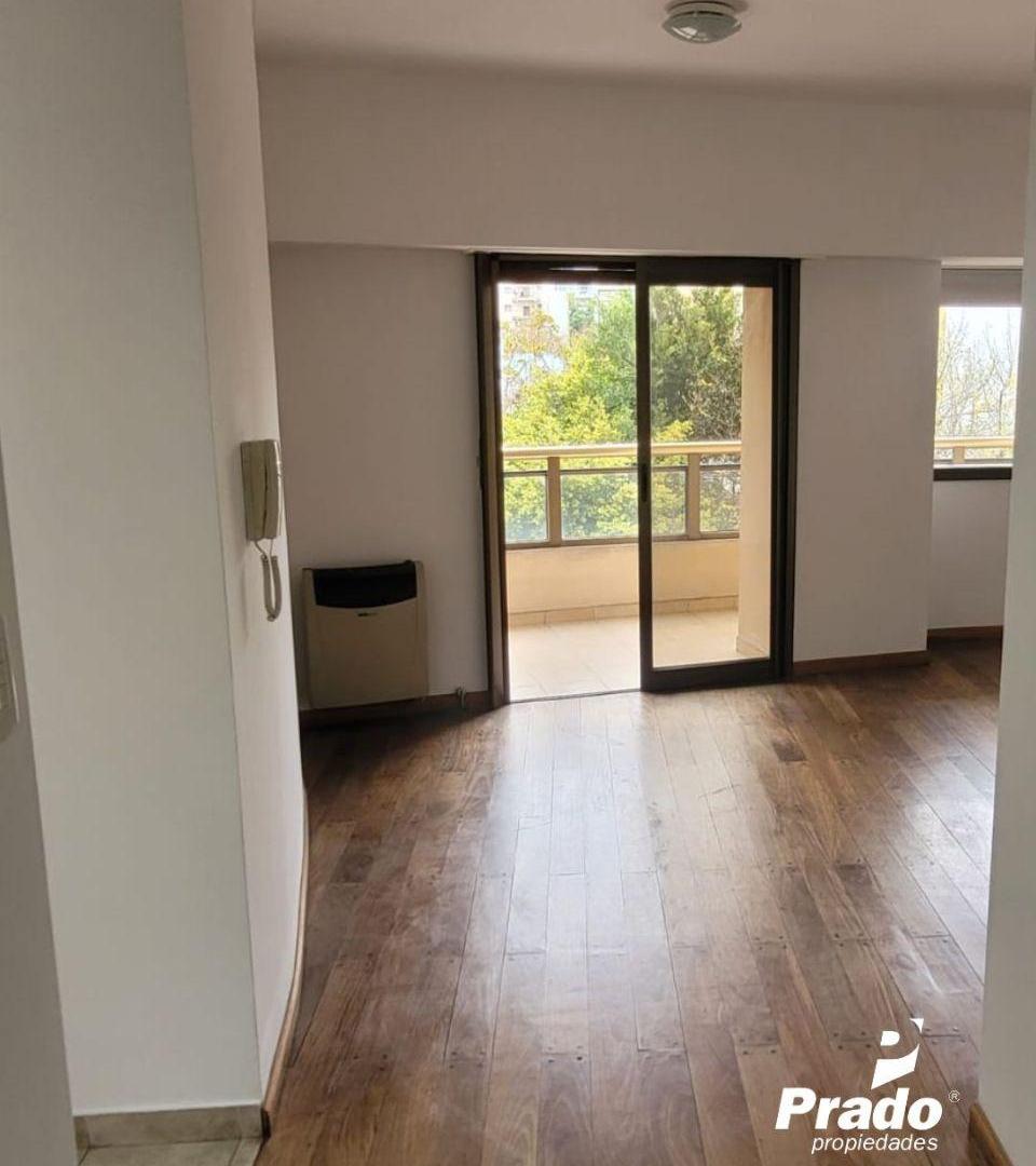 Foto de INCREIBLE SEMIPISO EN ALQUILER DOS DORM - ZONA CENTRO LA PLATA - A METROS DE PLAZA PASO, imagen 4