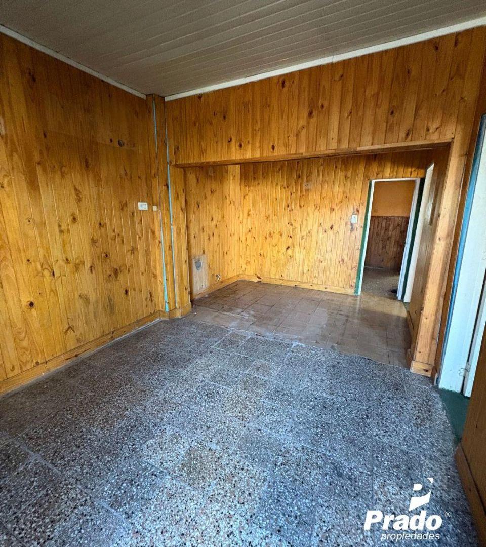 Foto de CASA CON AMPLIOS AMBIENTES, imagen 2