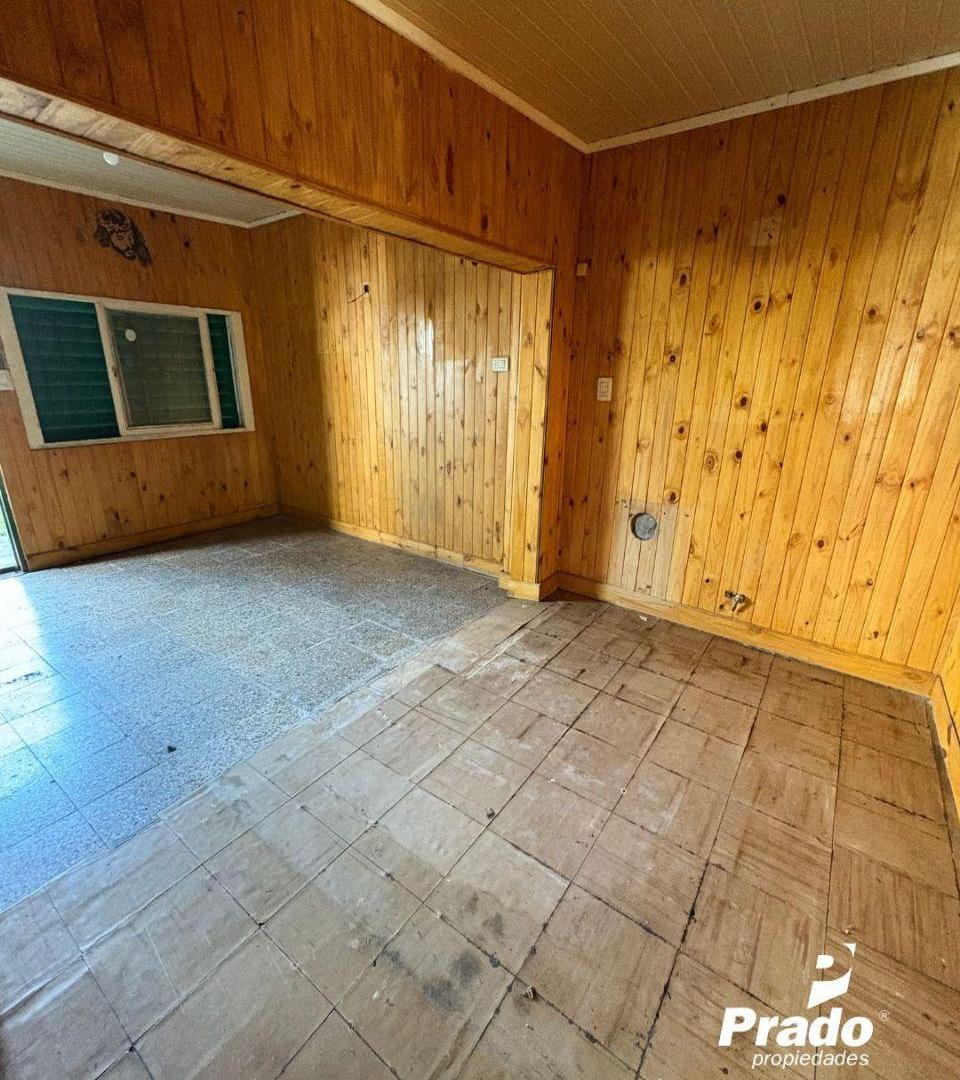 Foto de CASA CON AMPLIOS AMBIENTES, imagen 1