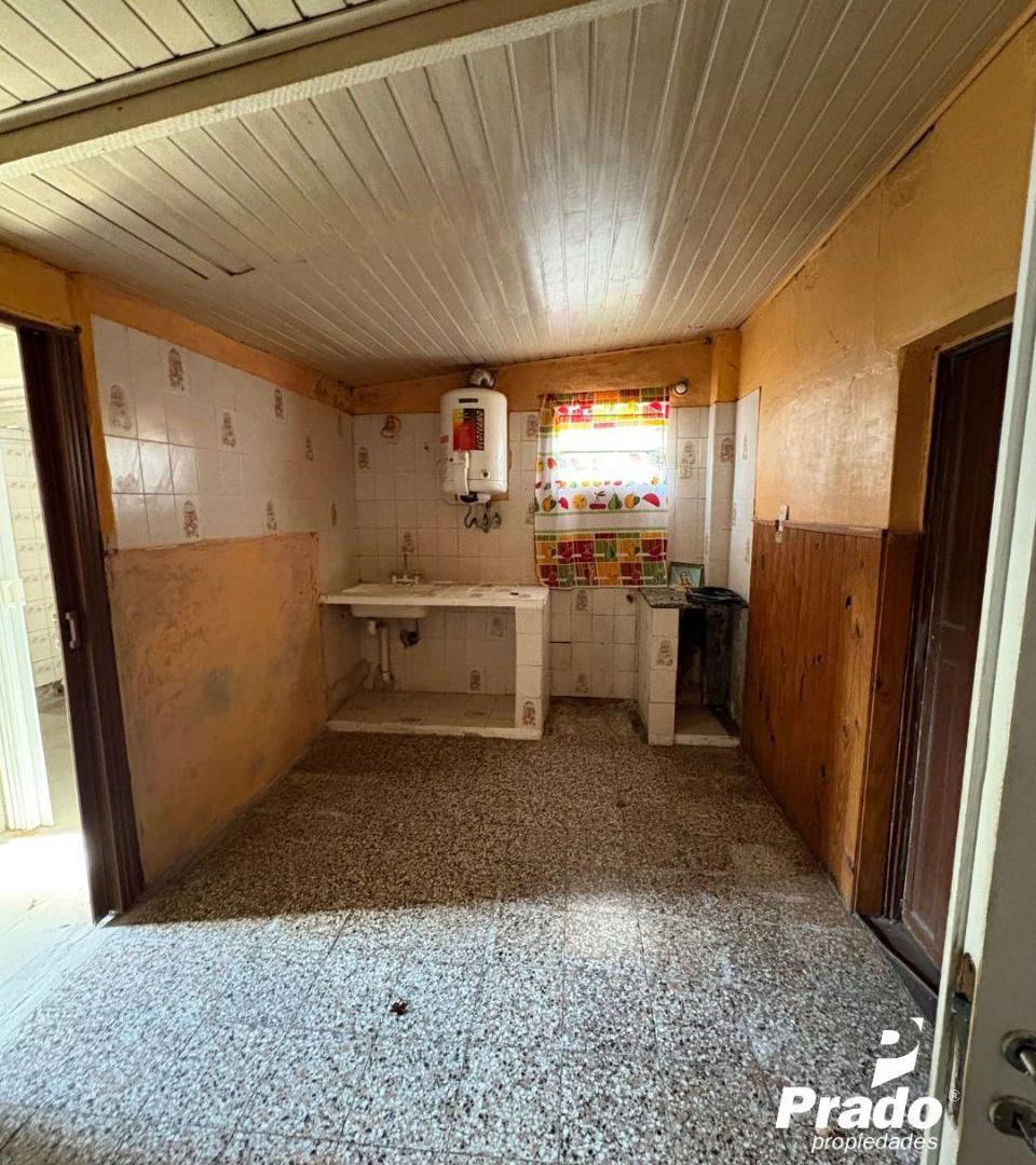Foto de CASA CON AMPLIOS AMBIENTES, imagen 3