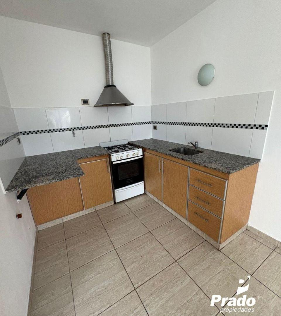 Foto de DEPARTAMENTO DE CATEGORIA ZONA CENTRO - 1 DORM CON BALCÓN, imagen 4