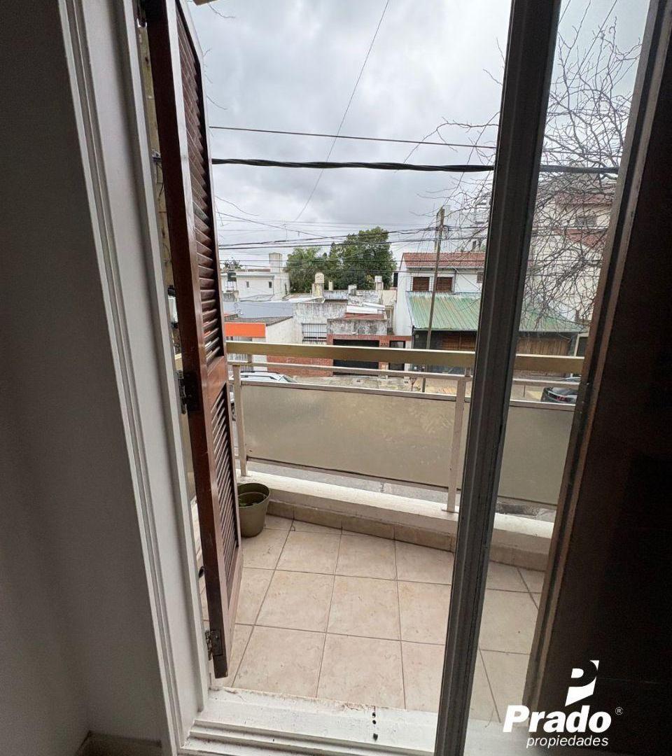 Foto de EXCELENTE DEPTO 2 DORM - COCHERA DESCUBIERTA, imagen 2