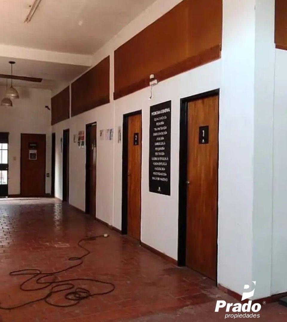 Foto de ALQUILER DE LOCAL COMERCIAL Y CASA 3 DORM, imagen 1