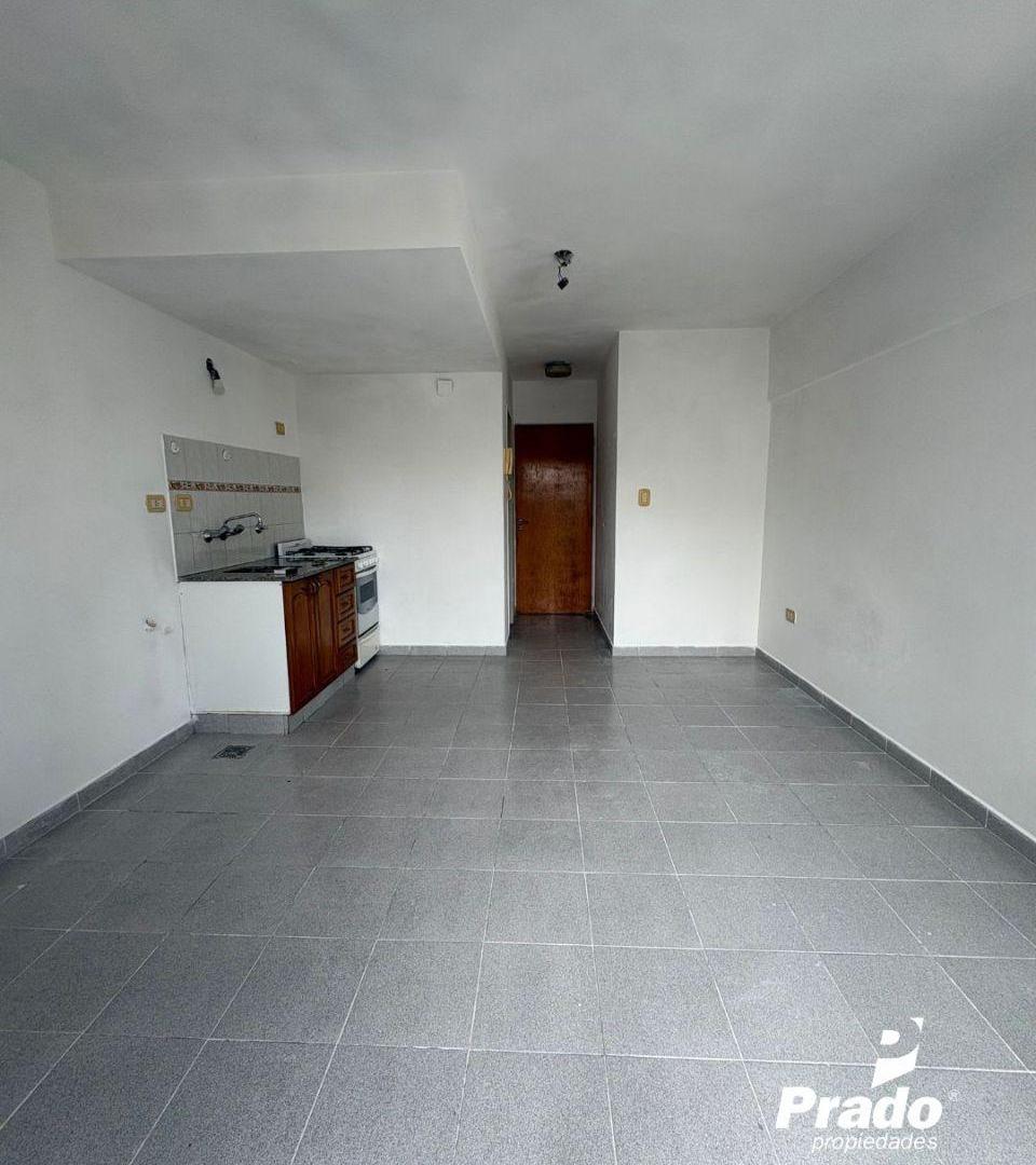 Foto de MONOAMBIENTE CON BALCÓN VISTA A LA CALLE, imagen 1