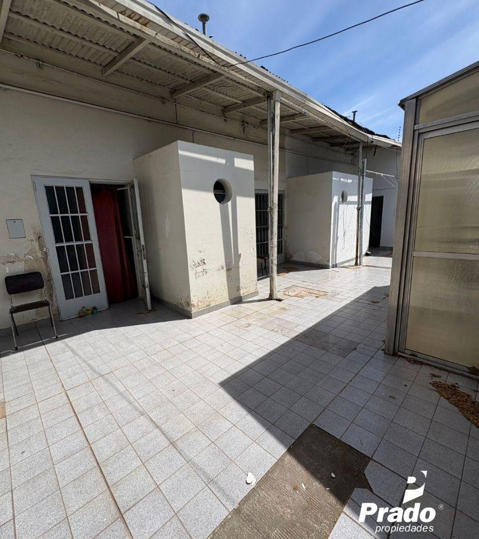 Foto de ALQUILER HABITACIONES CON BAÑO COMPLETO - FRENTE A HOSPITAL SAN MARTIN, imagen 2