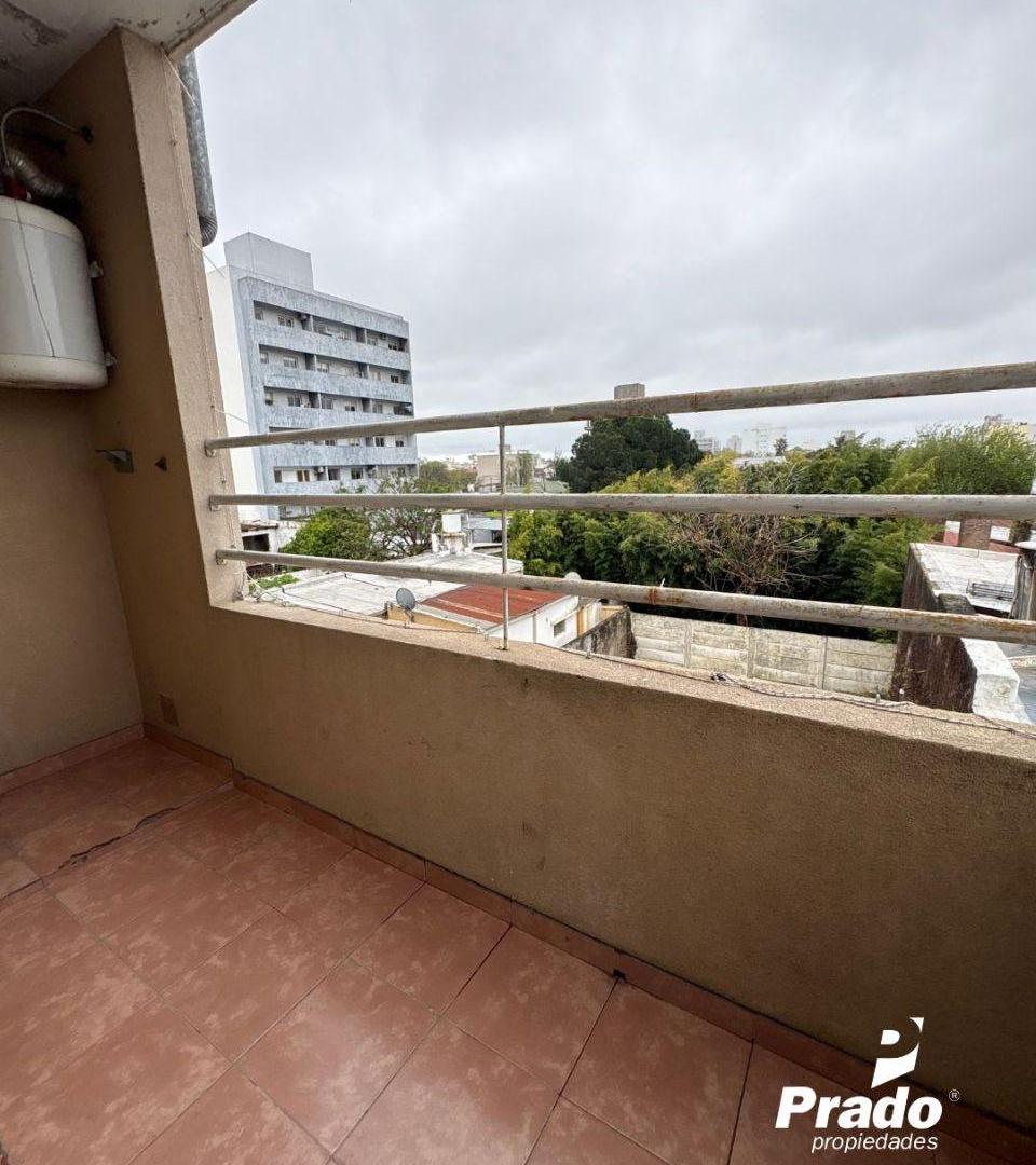 Foto de DEPTO 1 DORM - ZONA CENTRO - CON BALCÓN, imagen 2
