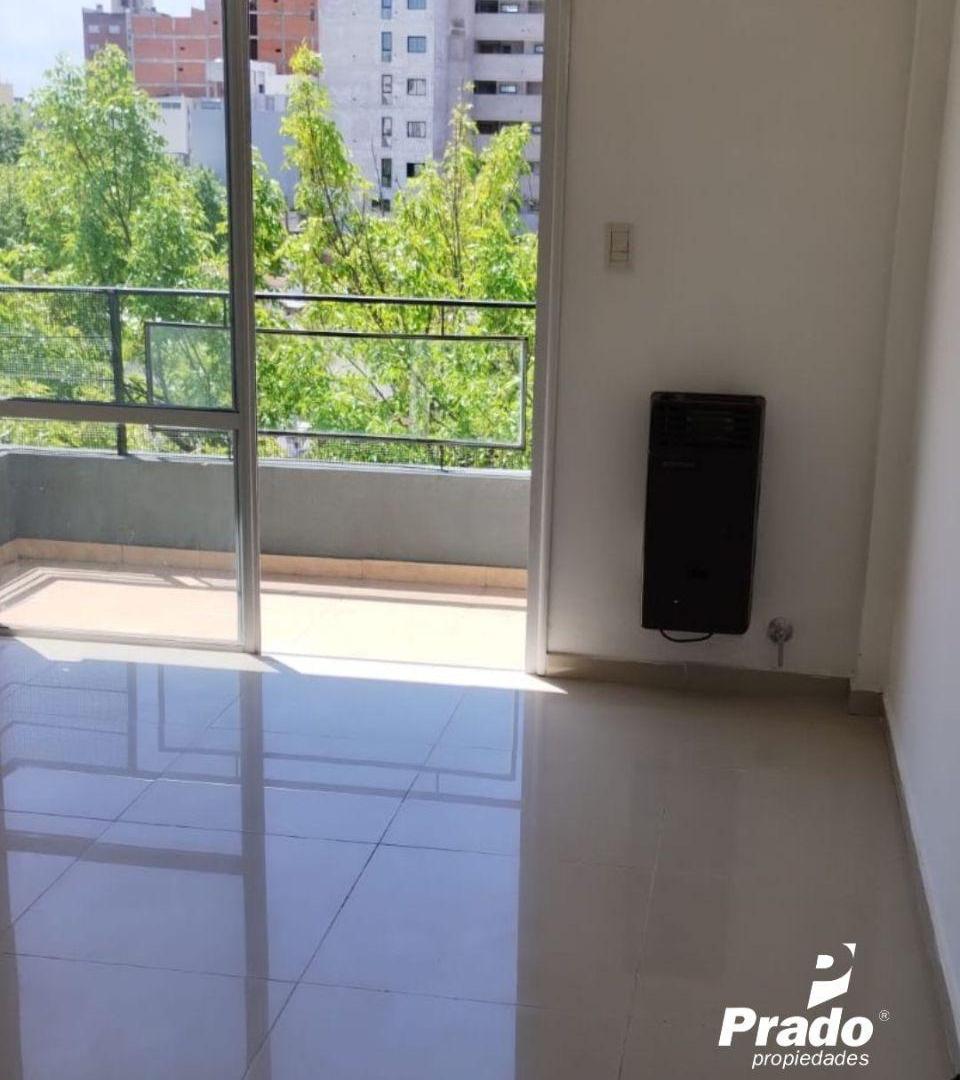 Foto de DEPTO 1 DORM - ZONA PARQUE SAAVEDRA - CON BALCON, imagen 3