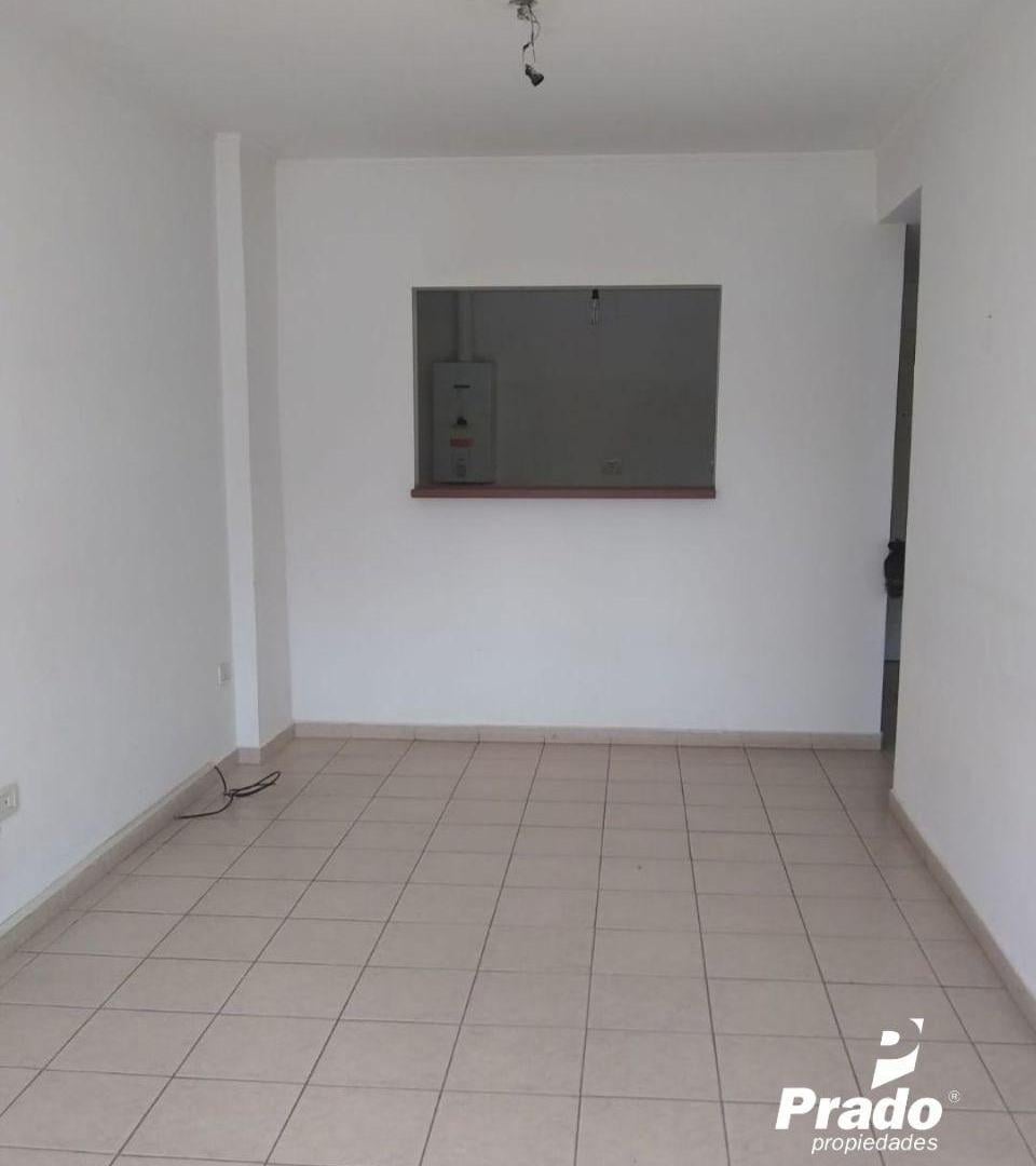 Foto de DEPTO 1 DORM - ZONA CENTRO LA PLATA - CON BALCON, imagen 2